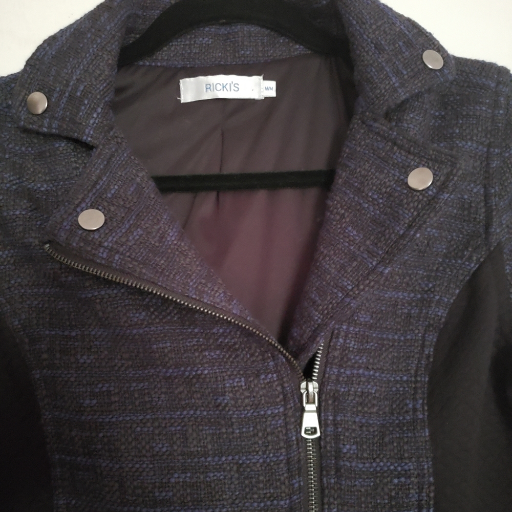 Jacket - Picture 4 of 7